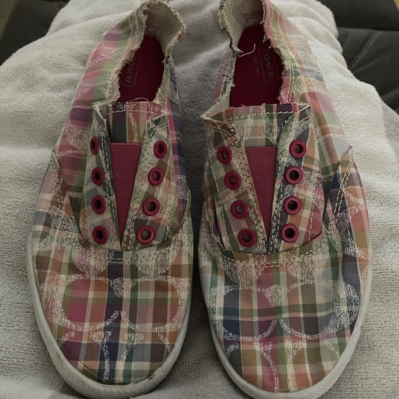 Adorable Coach sneakers. Multi color - Picture 2 of 3